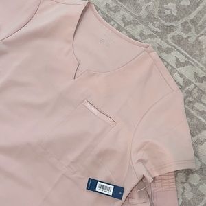 Jaanuu Scrub Set! Pale Baby Pink! New with Tags. XL Top and 1X Bottom.